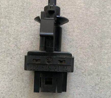 Mercedes-Benz Vito Viano W639 Brake pedal sensor switch 0045452114