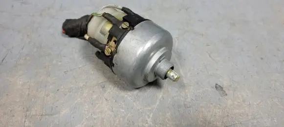 Mercedes-Benz E W124 Light switch 0005456204