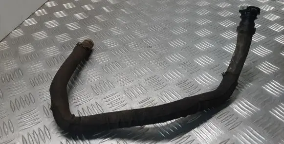 Nissan Navara D23 Engine coolant pipe/hose