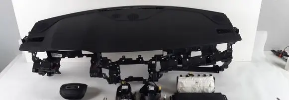 Jeep Grand Cherokee WL Dashboard