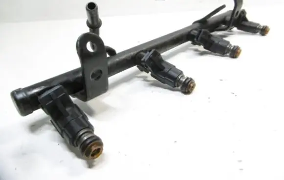 Chrysler Grand Voyager III Fuel injector