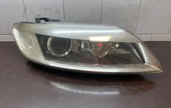 Audi Q7 4L Headlight/headlamp