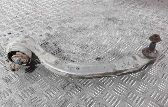 Volkswagen PASSAT B5 Front lower control arm/wishbone