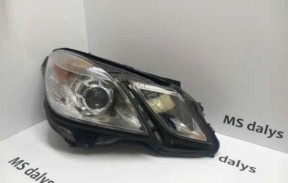 Mercedes-Benz E W212 Headlight/headlamp A2128208461 2128208461