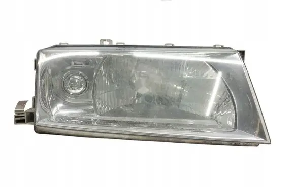 Skoda Octavia Mk2 (1Z) Headlight/headlamp 1U1941016K