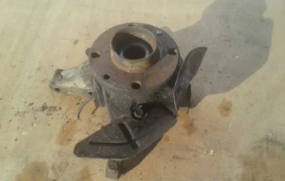 Fiat Doblo Front wheel hub