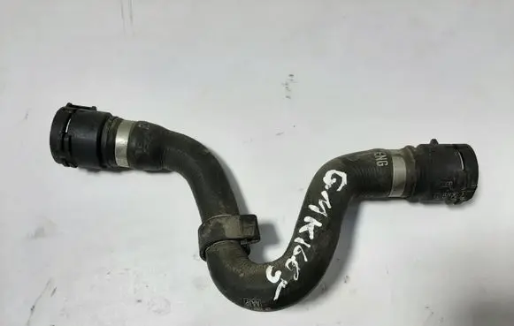 Opel Insignia B Engine coolant pipe/hose 39087133 422346486