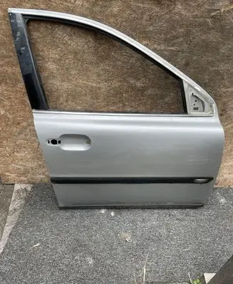 Volvo XC90 Front door