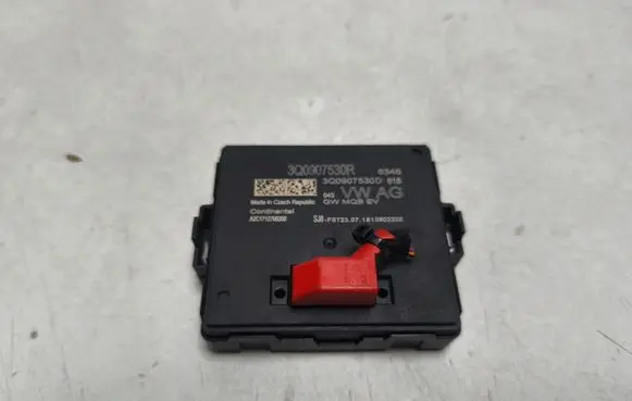 Volkswagen PASSAT B8 Gateway control module 3Q0907530R