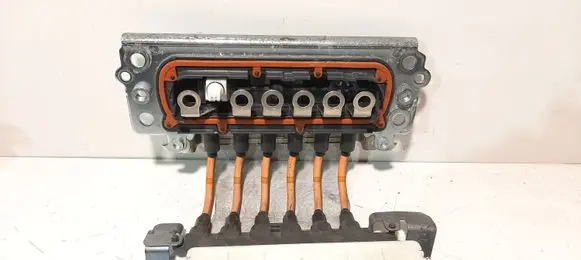 Toyota C-HR I Other engine bay part