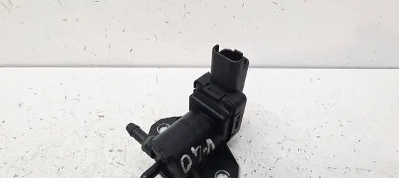 Volvo V40 Turbo solenoid valve 31319546
