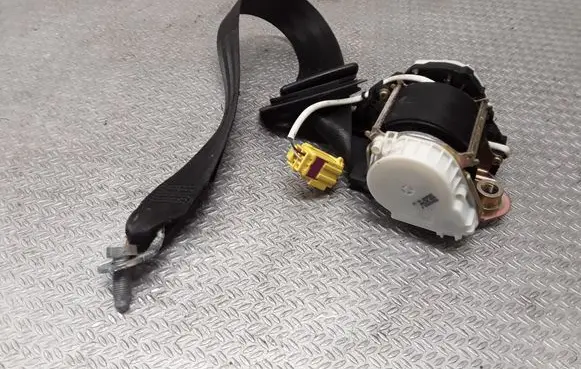 Volkswagen PASSAT B6 Front seatbelt 3C1857706F