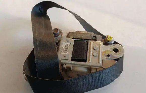 Nissan Tiida C11 Front seatbelt 2029964AD