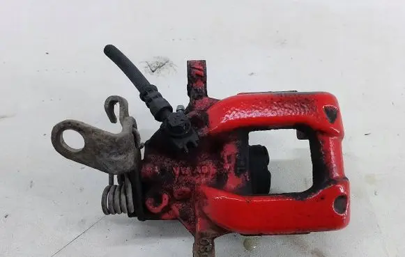 Volkswagen Beetle A5 Rear brake caliper BOSCH