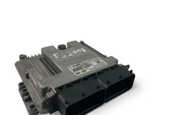 KIA Ceed Engine control unit/module ECU 391402A925 0281033002