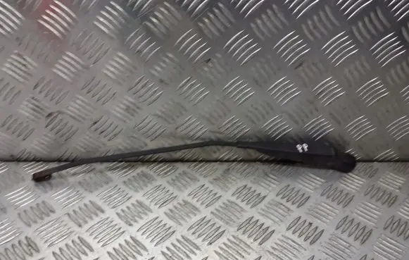 Renault Kangoo I Front wiper blade arm