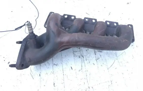 Audi A4 S4 B5 8D Exhaust manifold 058253033a