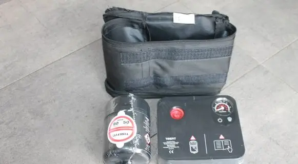 Mini One - Cooper F56 F55 Tire air pump compressor 6871123 32134828 AIRCOMPRESSOR