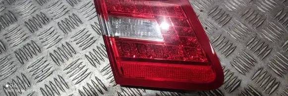 Mercedes-Benz E W212 Tailgate rear/tail lights A2078200364 A2078200364L