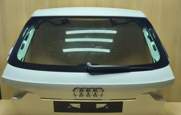 Audi A4 S4 B9 8W Tailgate/trunk/boot lid