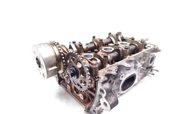 Toyota Aygo AB40 Engine head 