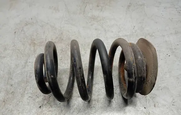 BMW X3 E83 Rear coil spring