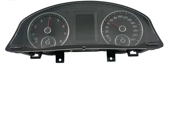 Volkswagen Golf Plus Speedometer (instrument cluster) 5M0920872