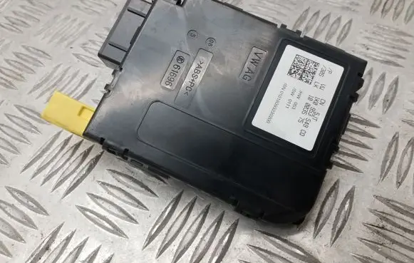 Skoda Octavia Mk2 (1Z) Steering rack control module 1K0953549CQ
