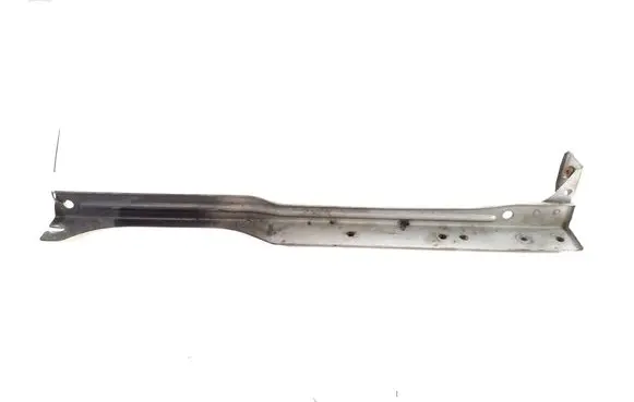 Toyota Avensis T270 Radiator support slam panel bracket 53209-05030