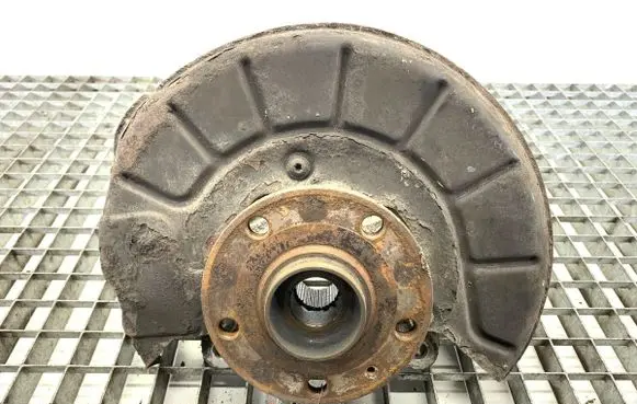 Volkswagen PASSAT B6 Front wheel hub spindle knuckle