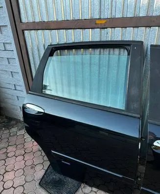 Fiat Croma Rear door
