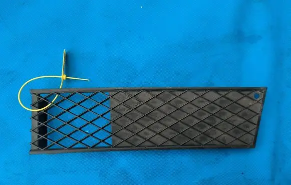 BMW 7 F01 F02 F03 F04 Front bumper lower grill 7186505