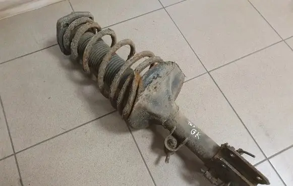 Hyundai Tucson JM Rear shock absorber with coil spring 