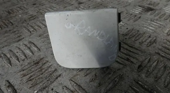 Opel Grandland X Front tow hook cap/cover Y00033977