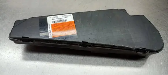 Volvo V70 Side airbag TE3815073520332 608801300B 30715729