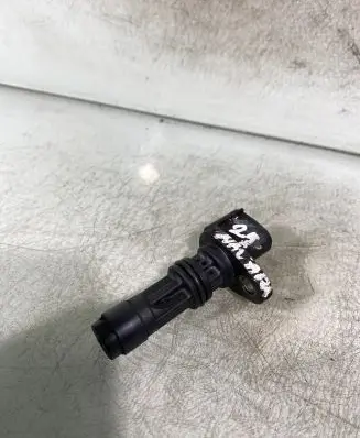 Nissan Navara D40 Camshaft speed sensor 