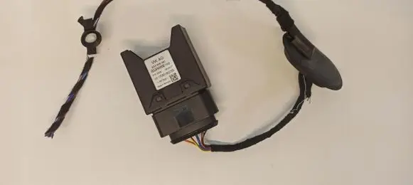 Audi Q2 - Fuel pump relay 5Q0906093