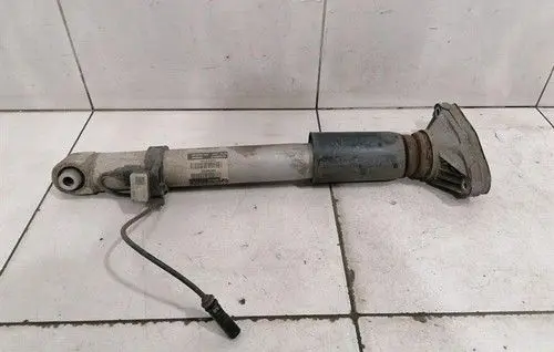 BMW M4 F82 F83 Rear shock absorber damper bump stop 33522284910