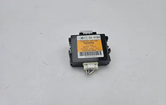 Toyota Auris 150 Other control units/modules E11034184 8902012030 2370005550