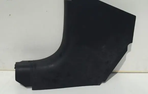 Foot area side trim