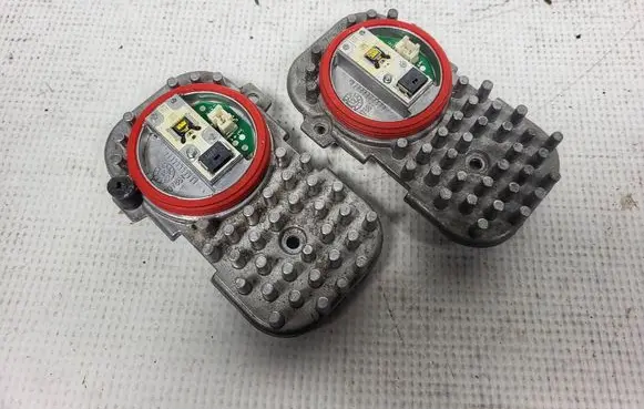 BMW X3 F25 LED ballast control module 7263051 63117263051