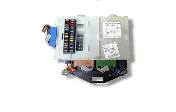 Ford Mondeo MK IV Comfort/convenience module 28130621 7G9T-14A073-DD