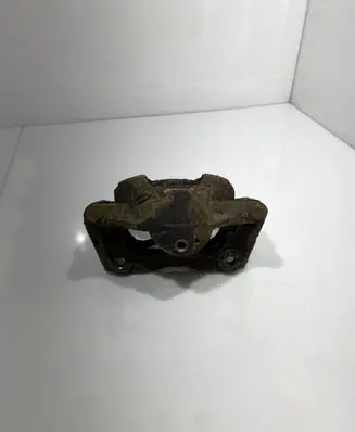 Toyota Auris E180 Front brake caliper