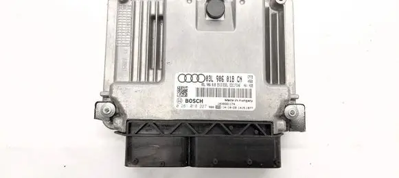 Audi Q3 8U Engine control unit/module 03L906018CN
