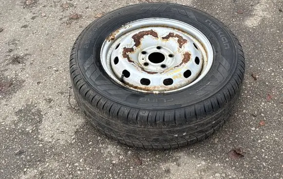 Opel Vivaro R16 spare wheel 