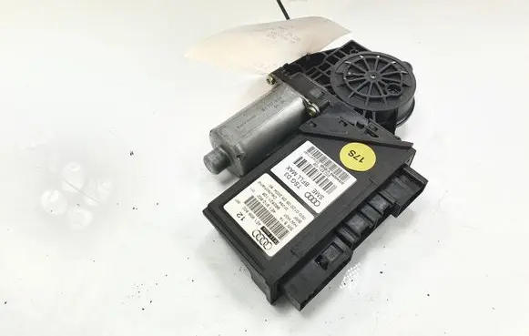 Audi A8 S8 D3 4E Wiper motor 4E1959802