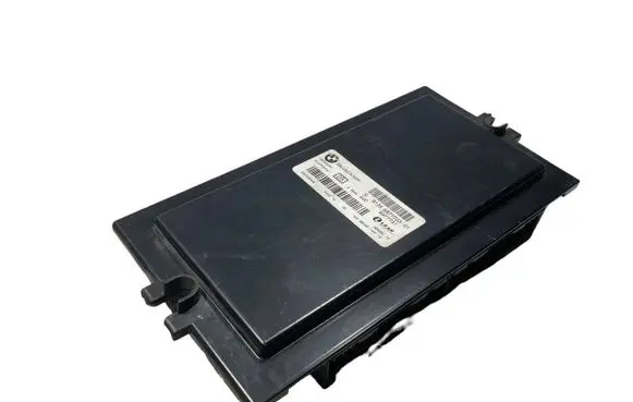 BMW 3 E90 E91 Light module LCM 6977723 5322208N5