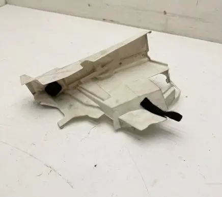 Mercedes-Benz CLS C219 Other front door trim element A2197230108