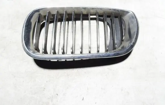 BMW 3 E46 Front grill 70429639 70305490 511370305490