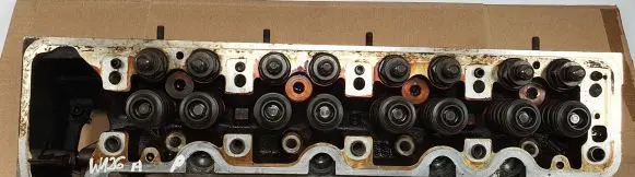 Mercedes-Benz S W126 Engine head R1160163301